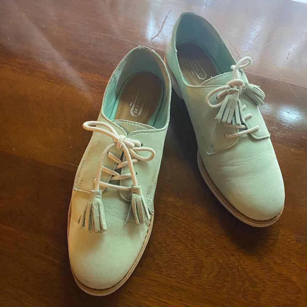 Coach -  Teal lace up Oxfords w/ tassle-    sz 8B